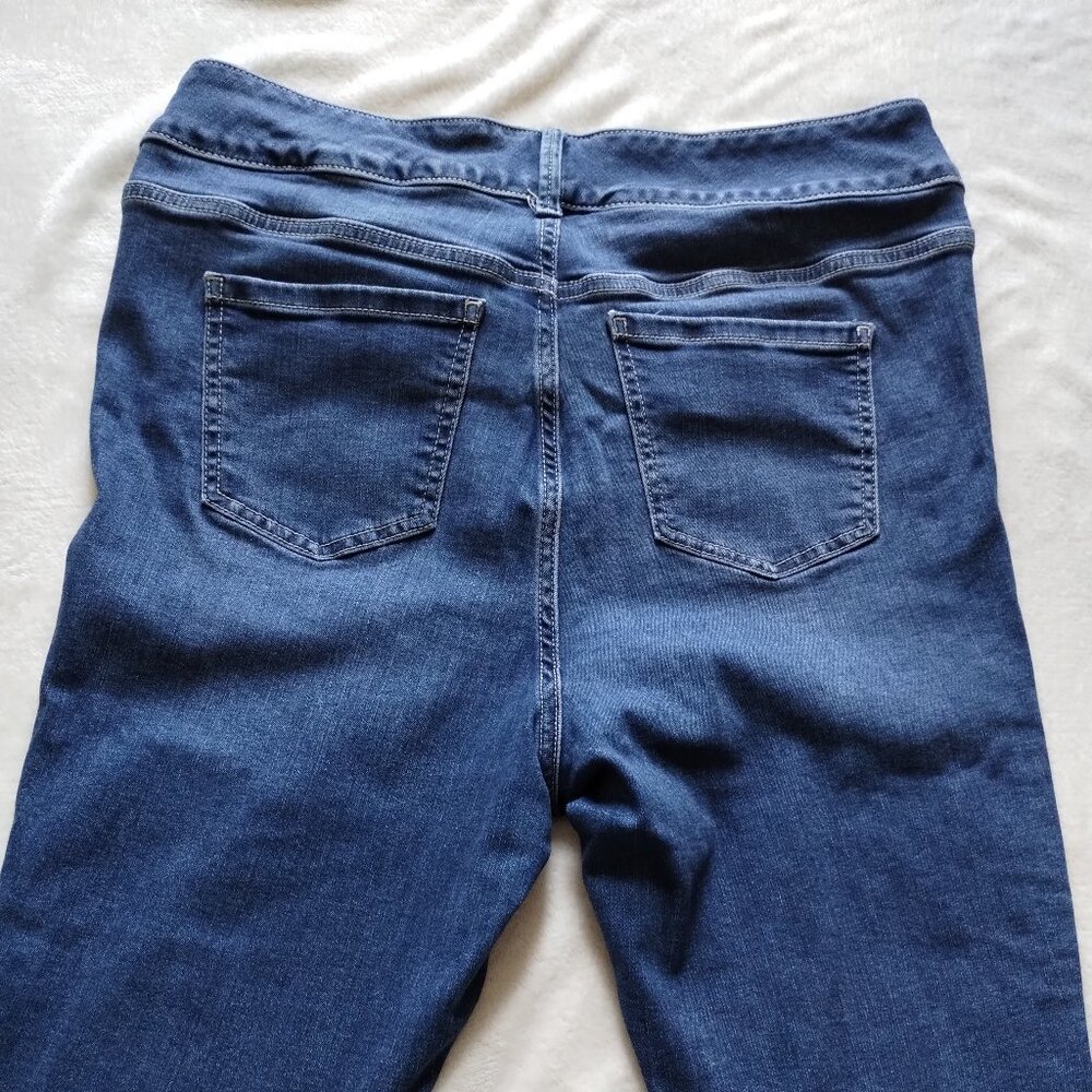 Torrid feel the fit jegging super soft